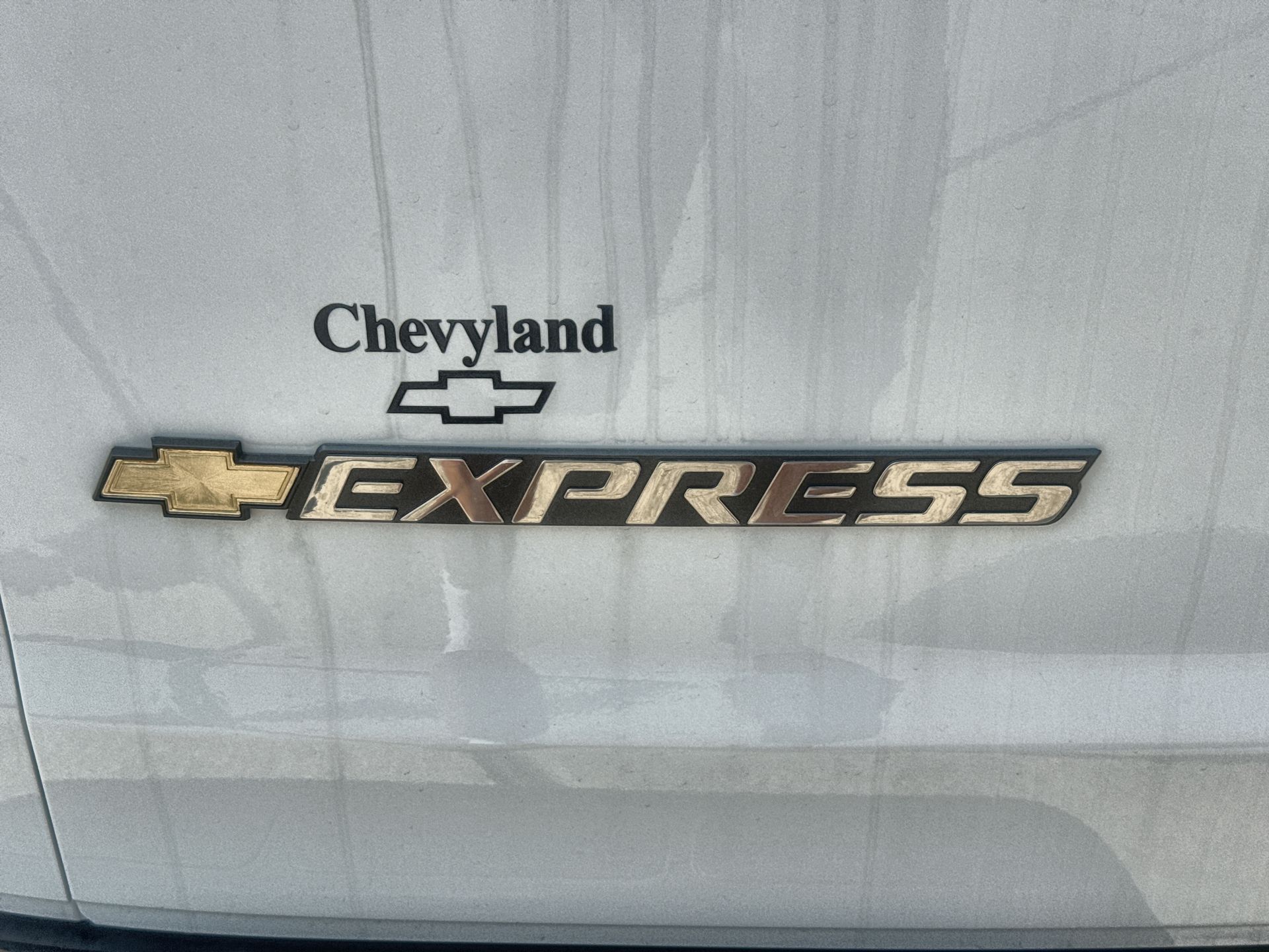 2026 Chevrolet Express Passenger LS