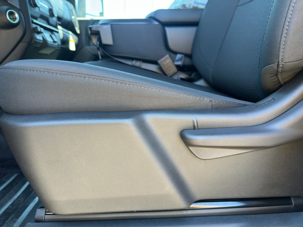 2026 Chevrolet Silverado 3500 HD WT DRW