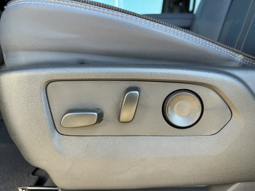 2025 Chevrolet Silverado 3500 HD High Country DRW