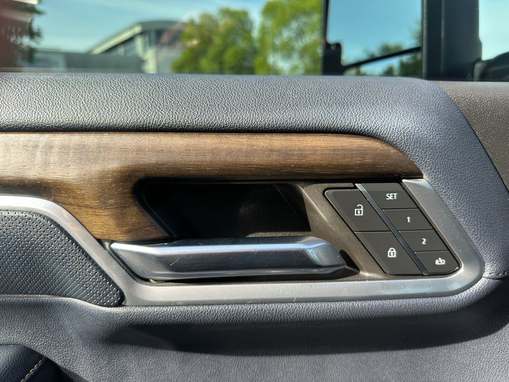2024 Chevrolet Silverado 3500 HD High Country DRW