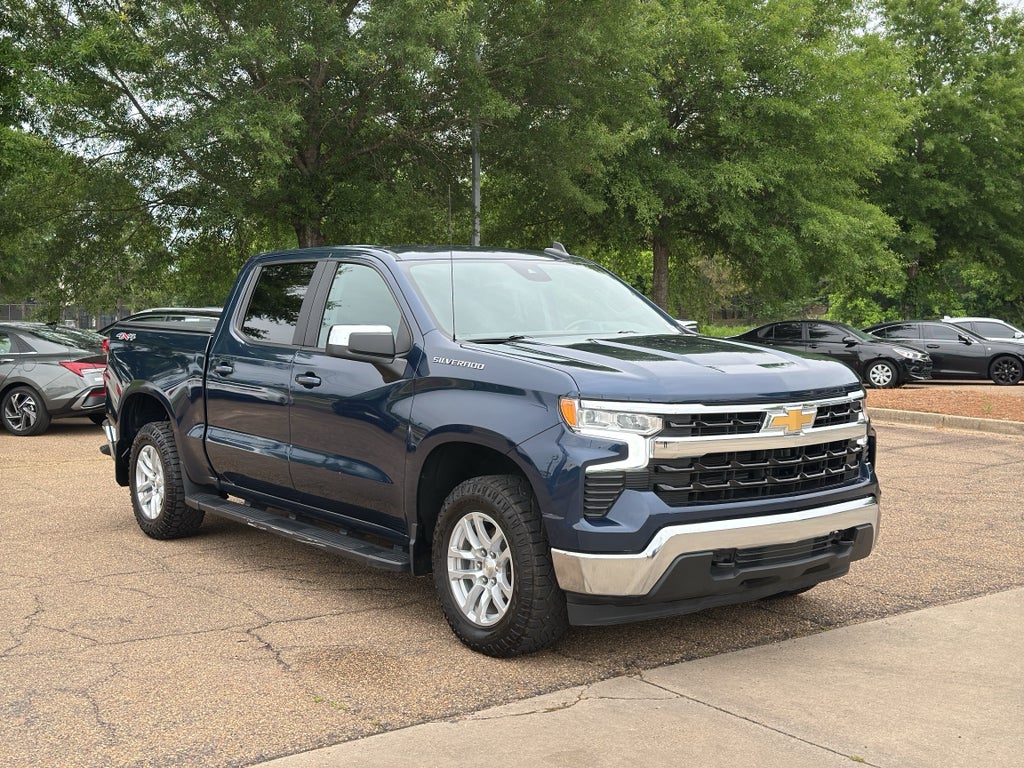 2022 Chevrolet Silverado 1500 LT (2FL)
