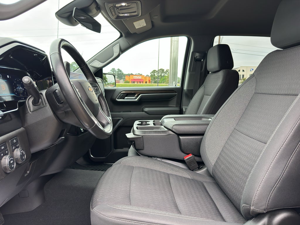 2022 Chevrolet Silverado 1500 LT (2FL)