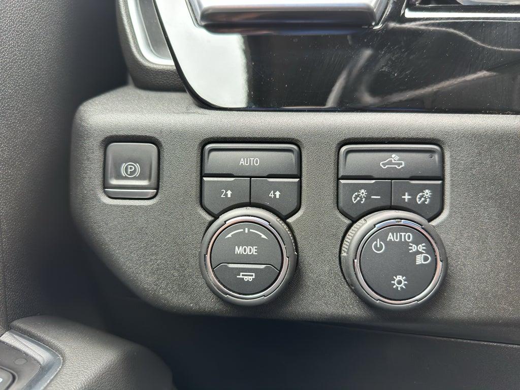 2022 Chevrolet Silverado 1500 LT (2FL)