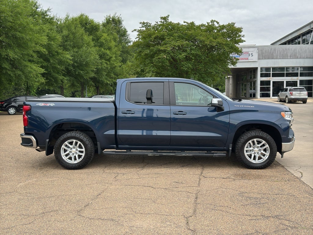 2022 Chevrolet Silverado 1500 LT (2FL)