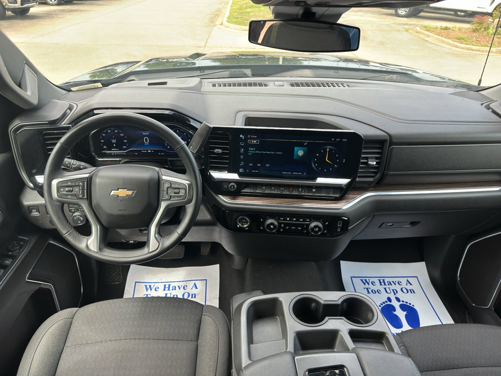2023 Chevrolet Silverado 1500 LT (2FL)