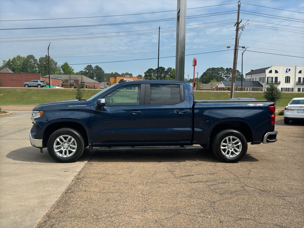 2023 Chevrolet Silverado 1500 LT (2FL)