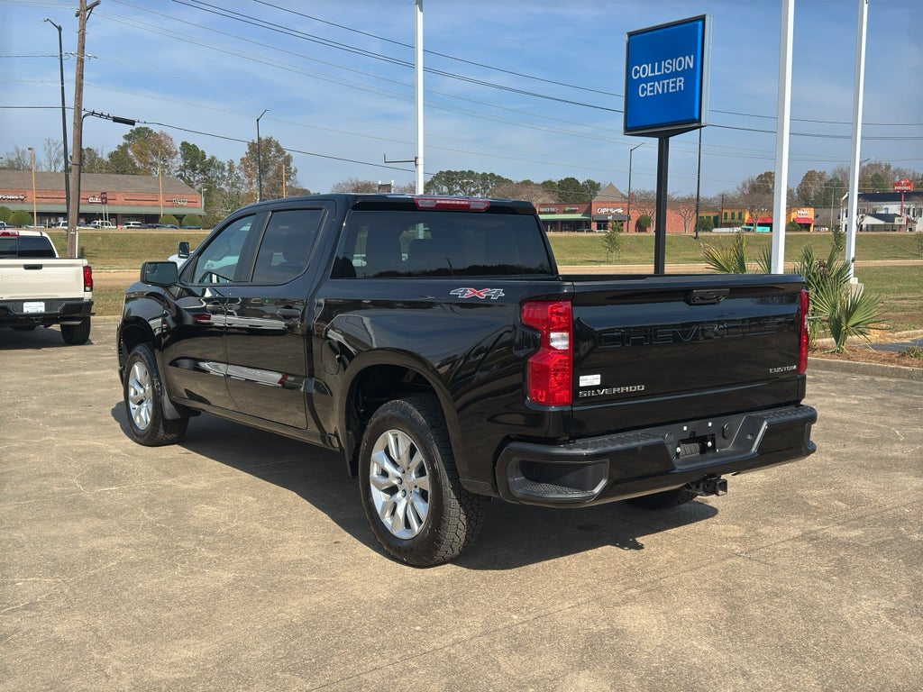 2025 Chevrolet Silverado 1500 Custom