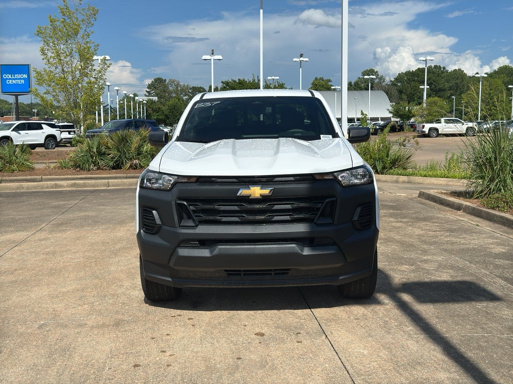 2025 Chevrolet Colorado WT/LT