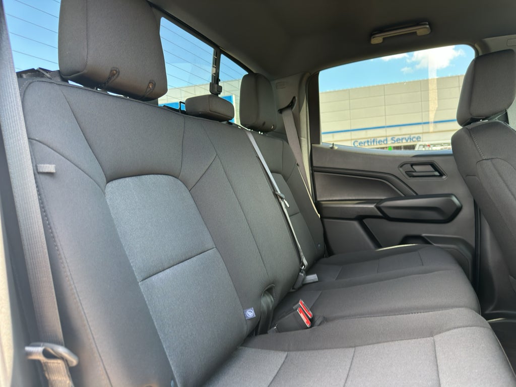 2025 Chevrolet Colorado WT/LT