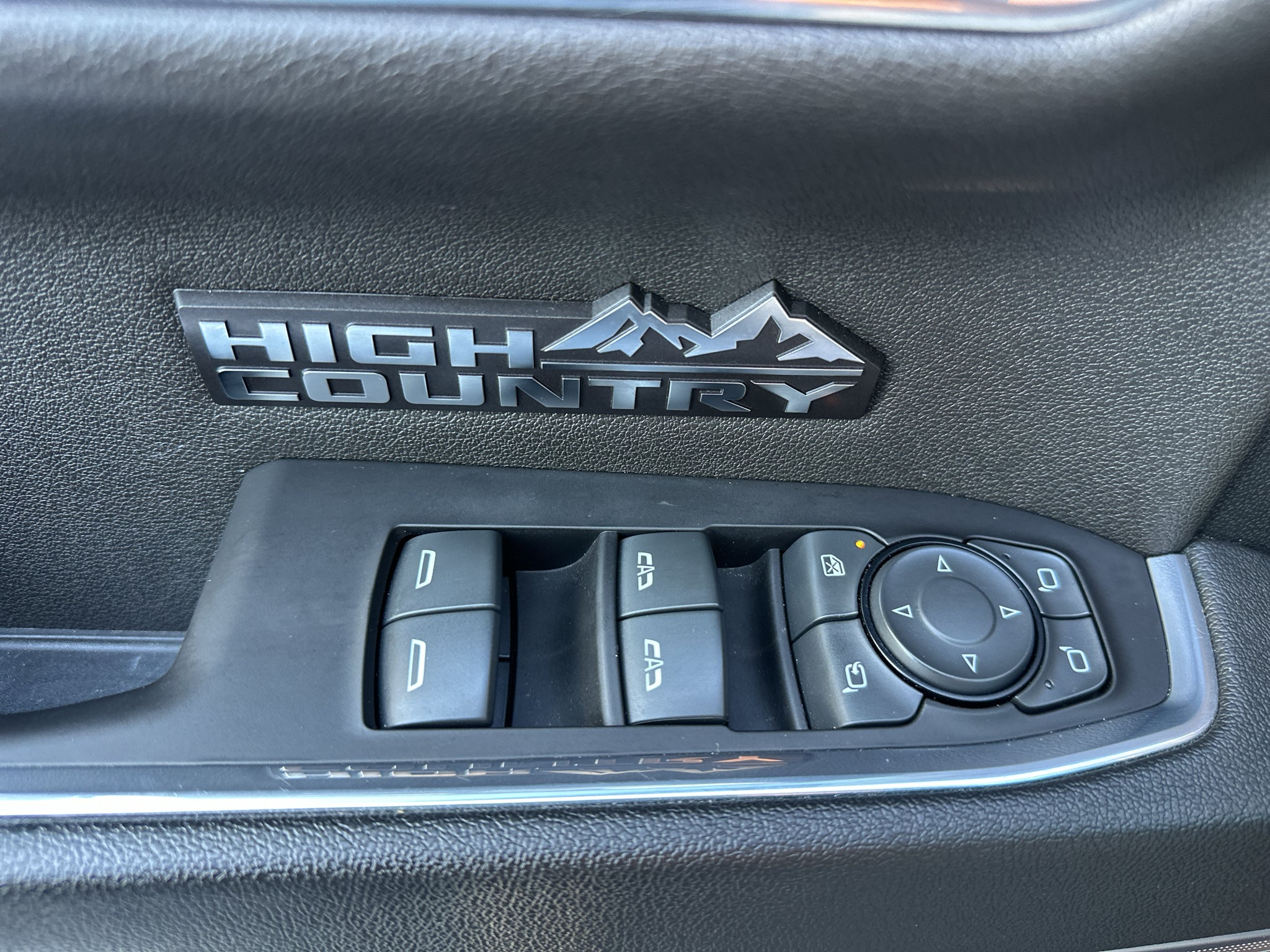 2023 Chevrolet Silverado 1500 High Country