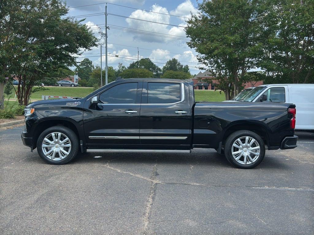 2022 Chevrolet Silverado 1500 High Country