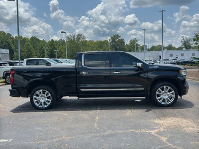 2022 Chevrolet Silverado 1500 High Country