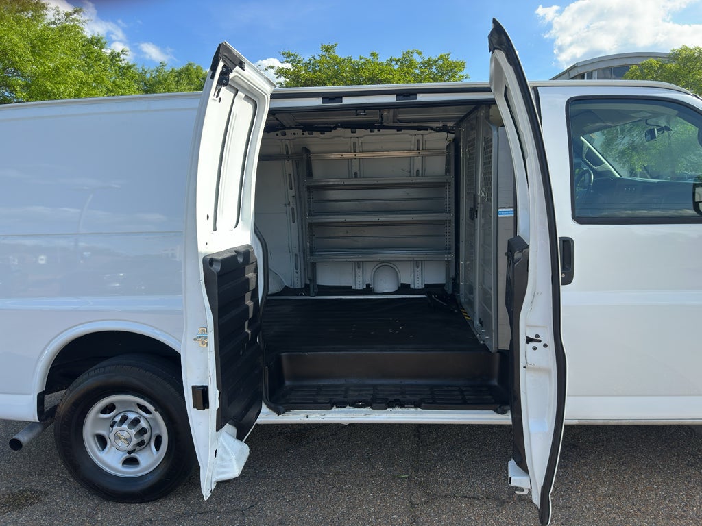 2020 Chevrolet Express Cargo 2500 WT