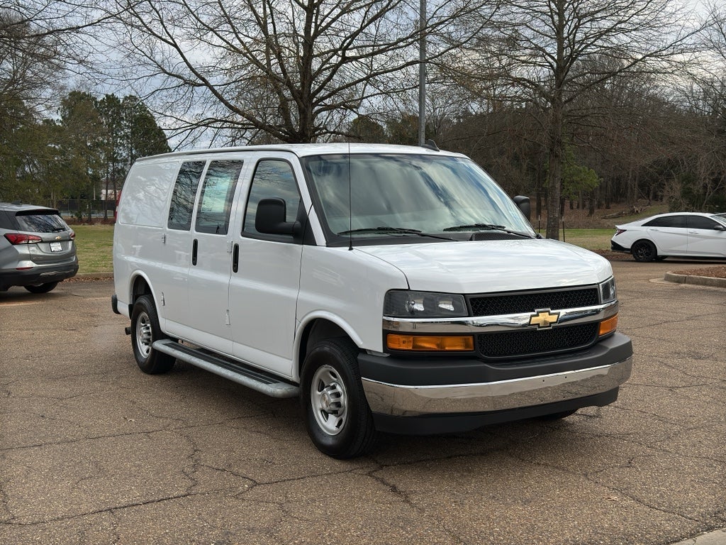 2024 Chevrolet Express Cargo 2500 WT