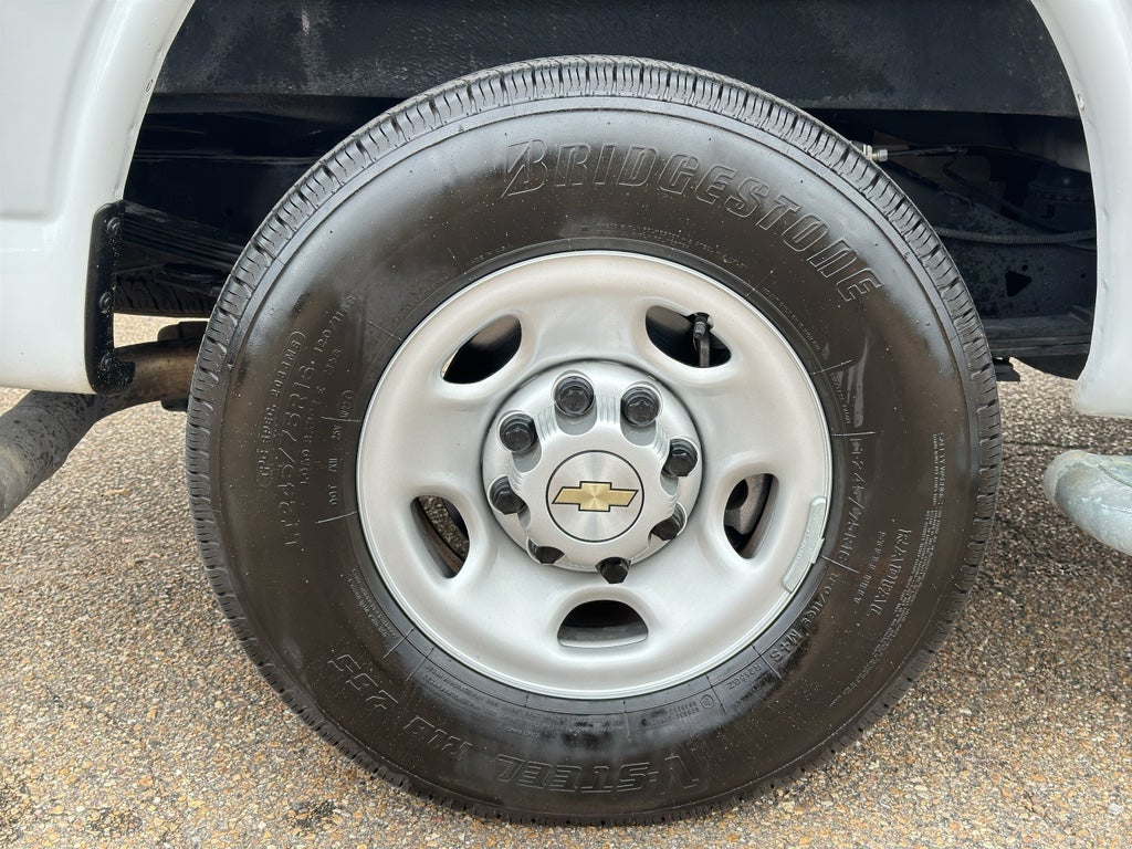 2024 Chevrolet Express Cargo 2500 WT