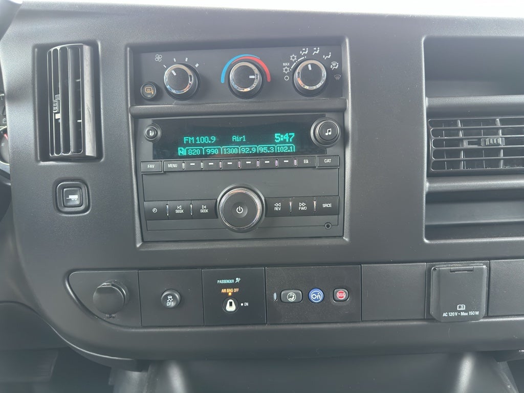 2024 Chevrolet Express Cargo 2500 WT