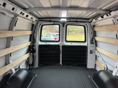 2024 Chevrolet Express Cargo 2500 WT