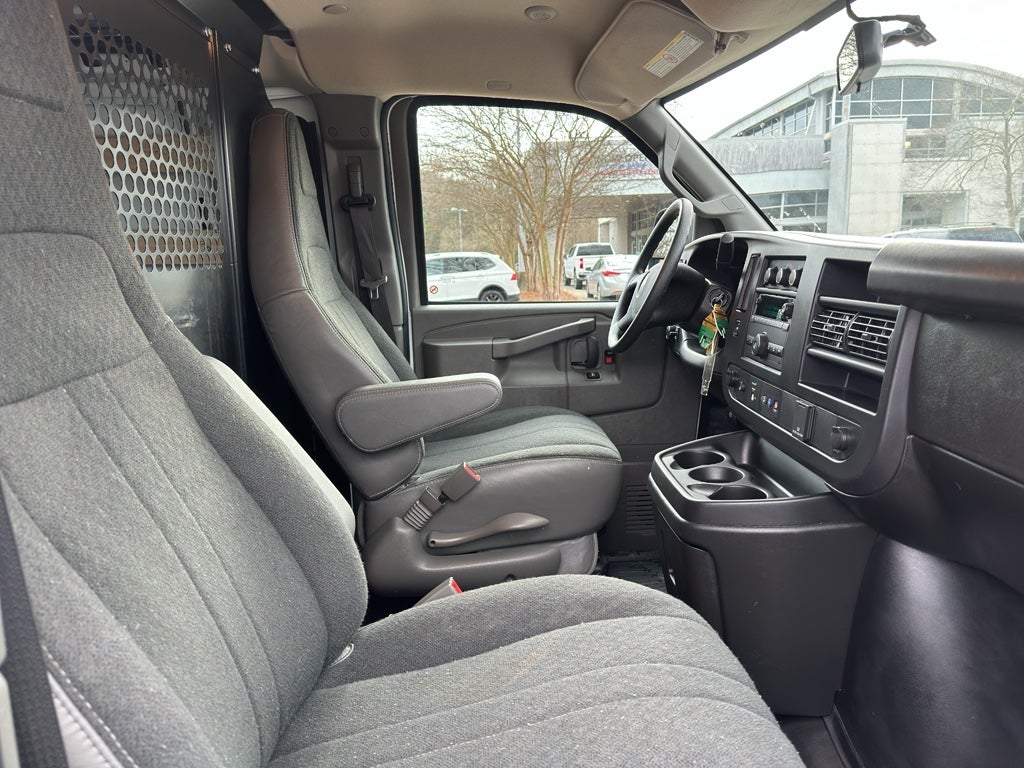 2024 Chevrolet Express Cargo 2500 WT