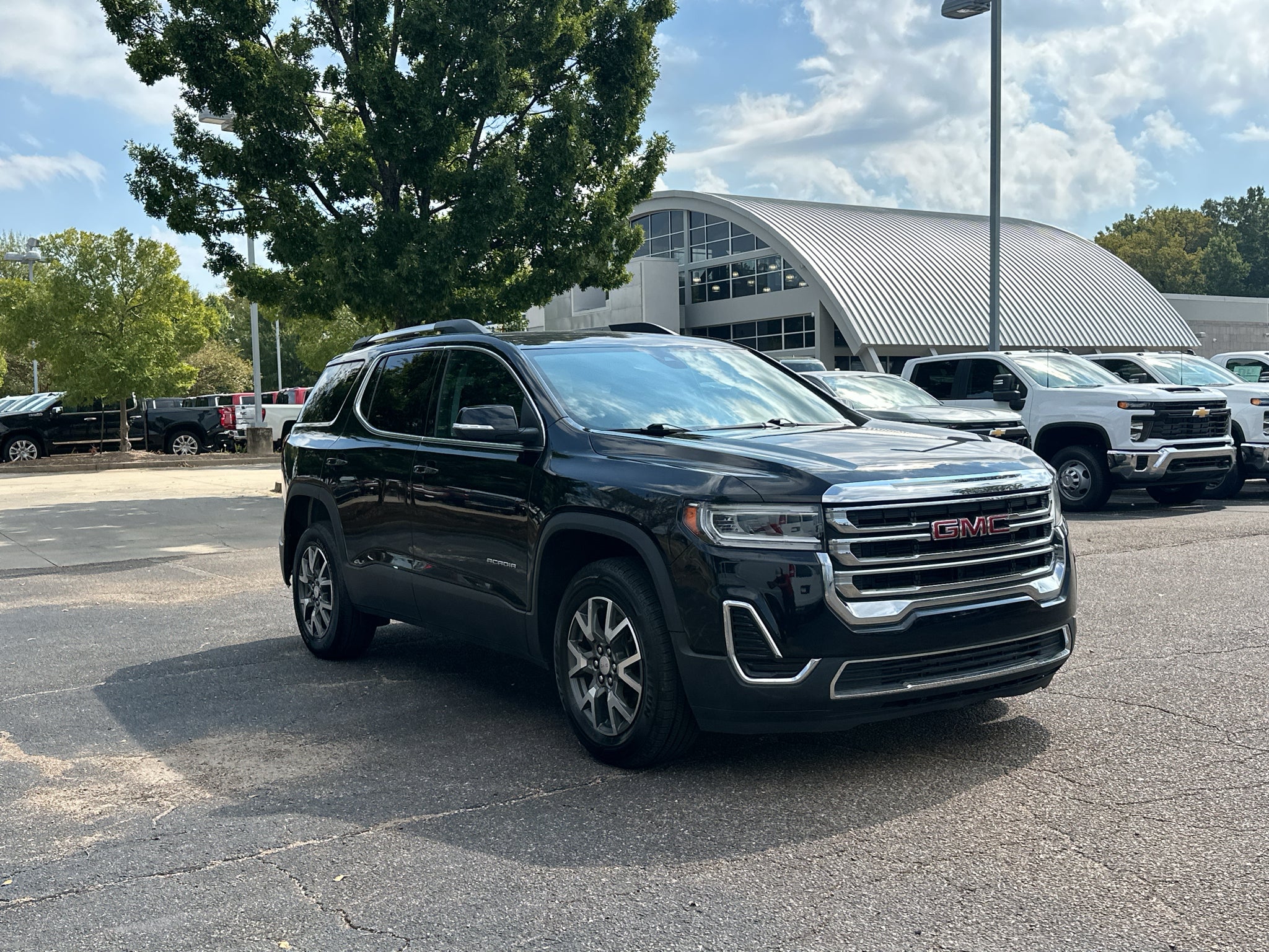 2023 GMC Acadia