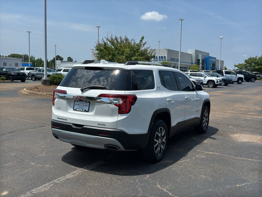 2023 GMC Acadia SLT