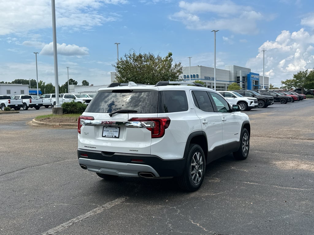2023 GMC Acadia SLT