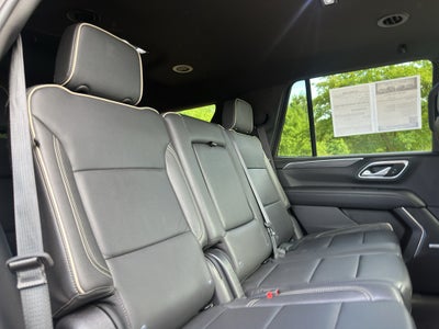 2024 GMC Yukon SLT
