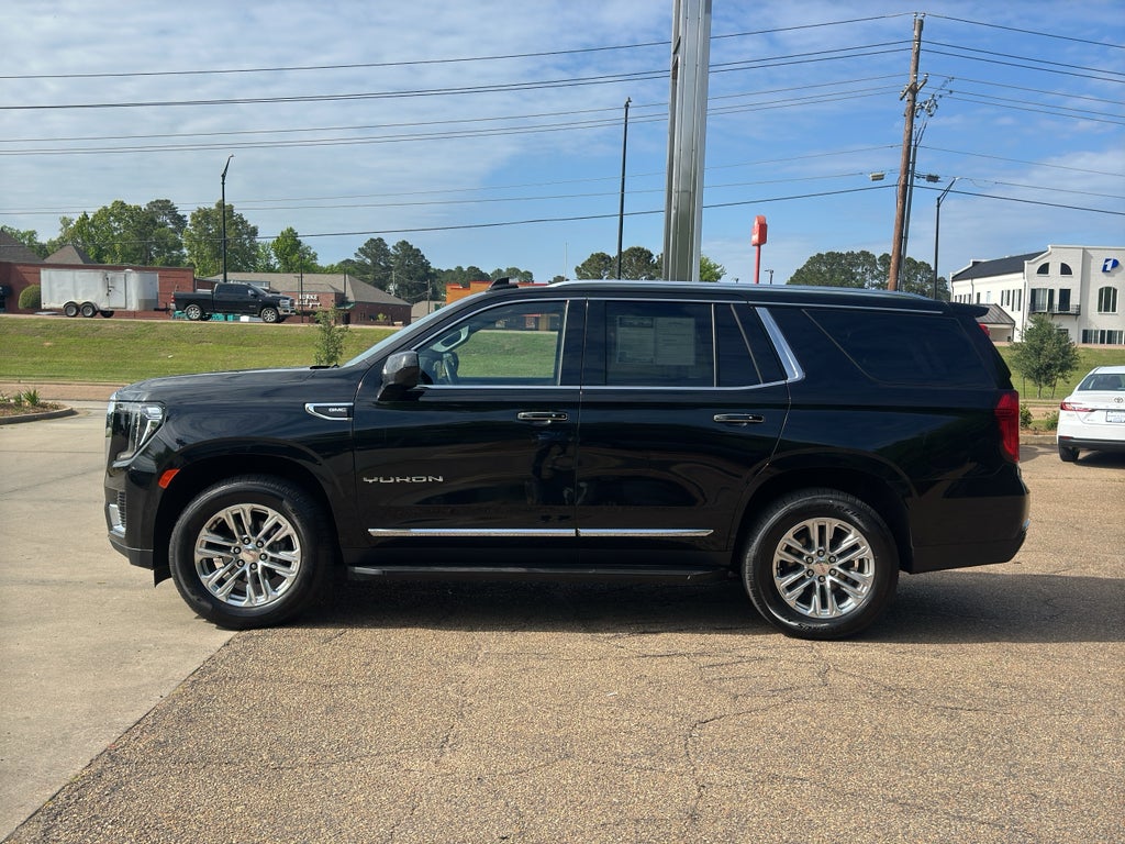2024 GMC Yukon SLT