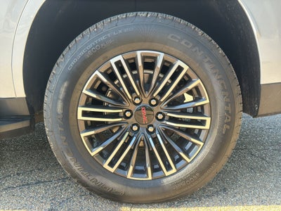 2025 GMC Yukon Elevation
