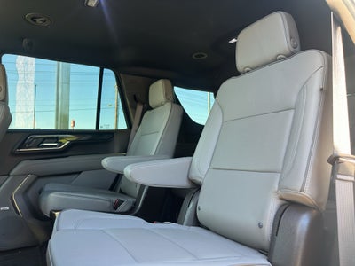 2025 GMC Yukon Elevation