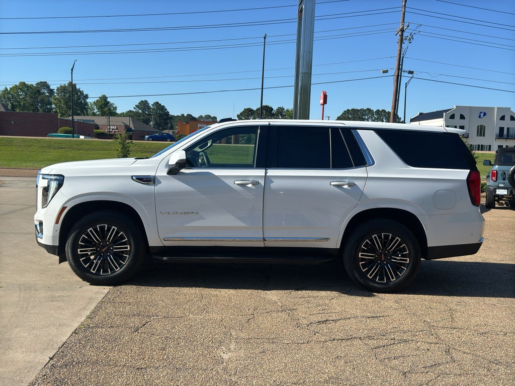 2025 GMC Yukon Elevation