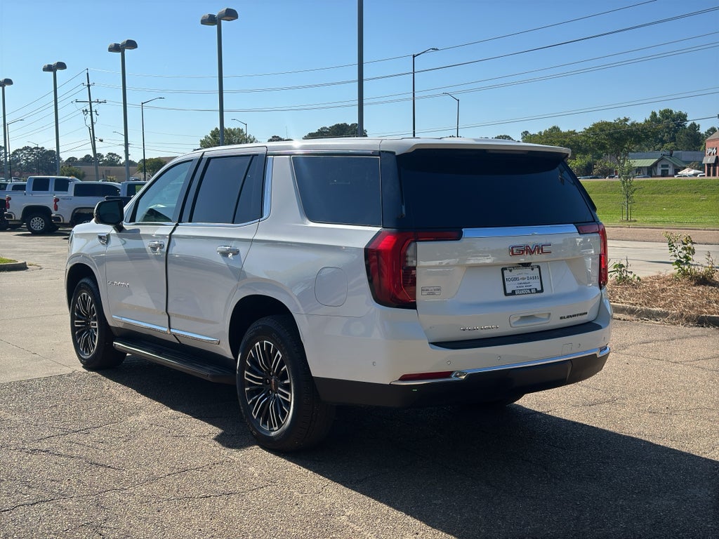 2025 GMC Yukon Elevation