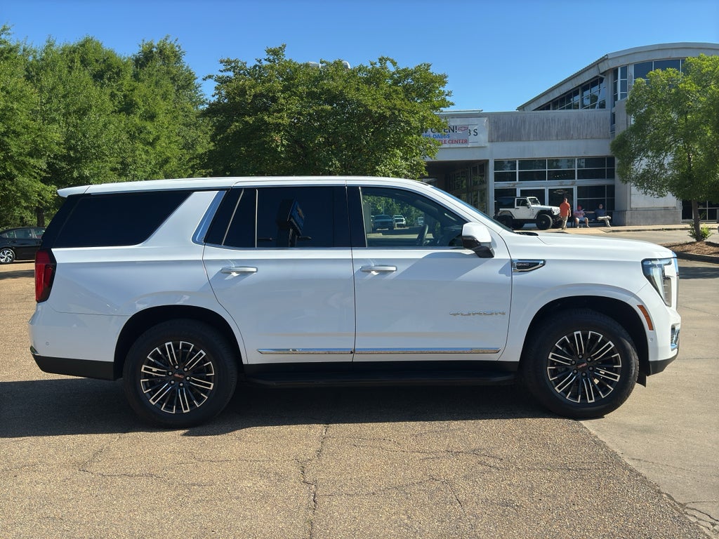 2025 GMC Yukon Elevation