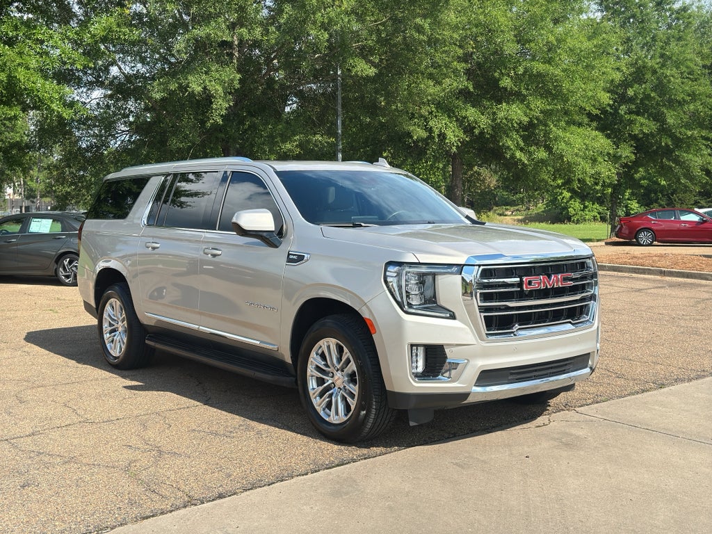 2023 GMC Yukon XL SLT