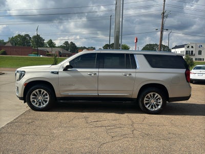 2023 GMC Yukon XL SLT