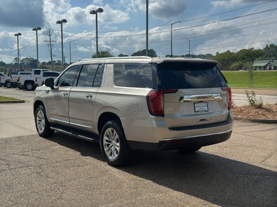 2023 GMC Yukon XL SLT