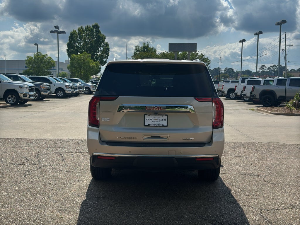 2023 GMC Yukon XL SLT