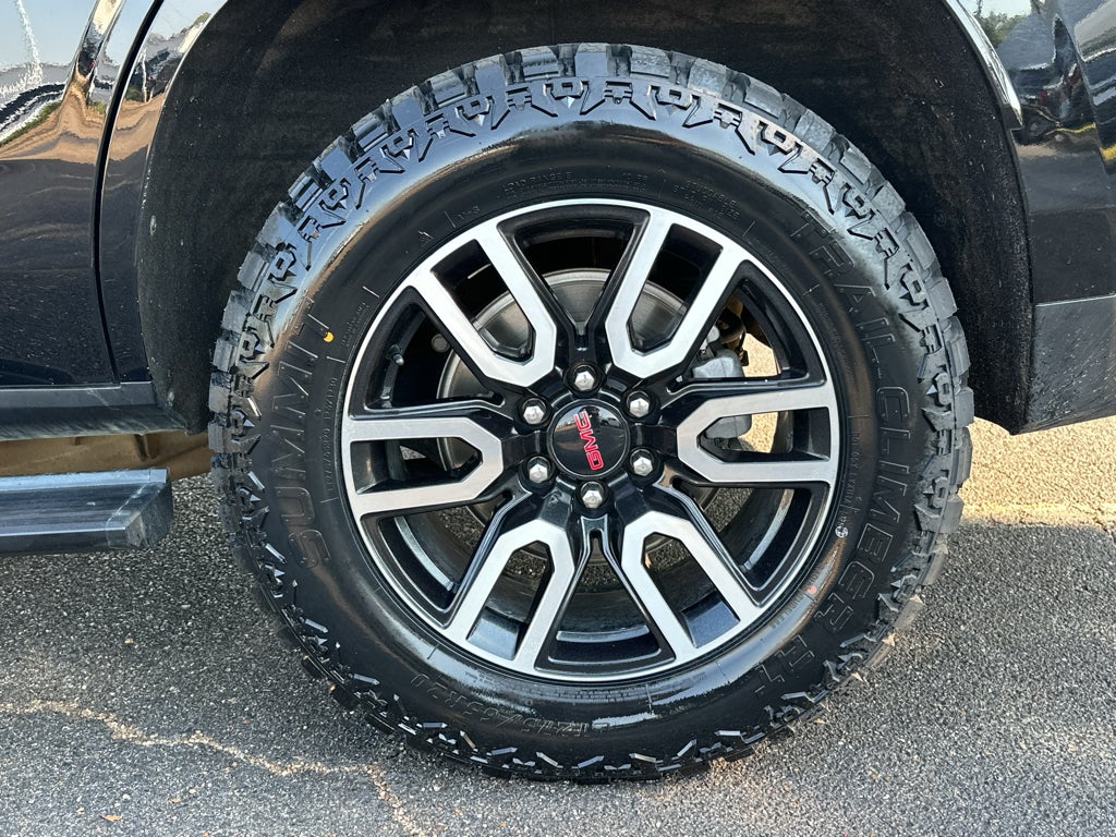 2024 GMC Yukon AT4