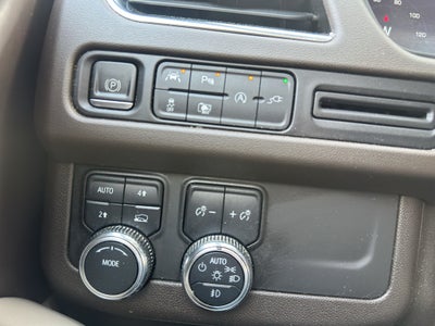 2022 GMC Yukon XL SLT