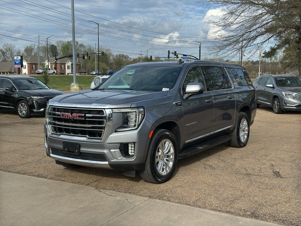 2022 GMC Yukon XL SLT