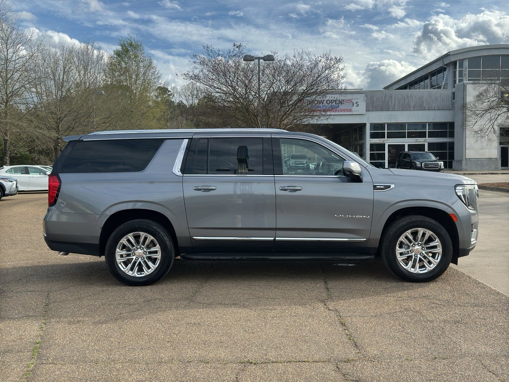 2022 GMC Yukon XL SLT