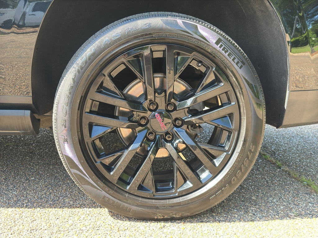 2022 GMC Yukon XL AT4