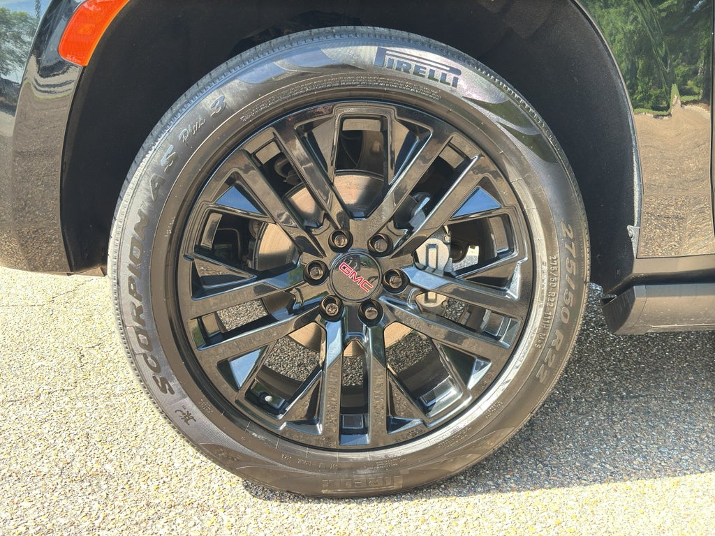 2022 GMC Yukon XL AT4