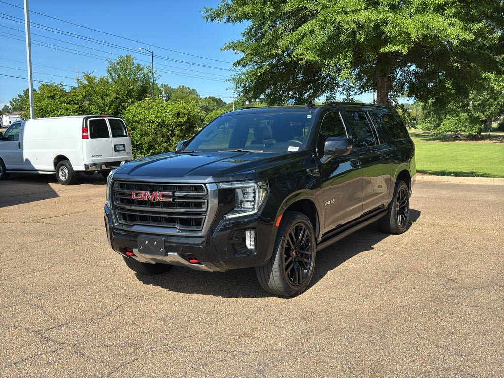 2022 GMC Yukon XL AT4