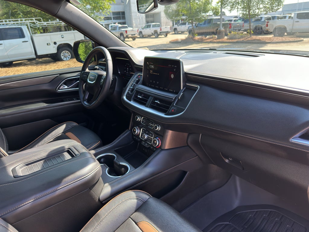 2022 GMC Yukon XL AT4