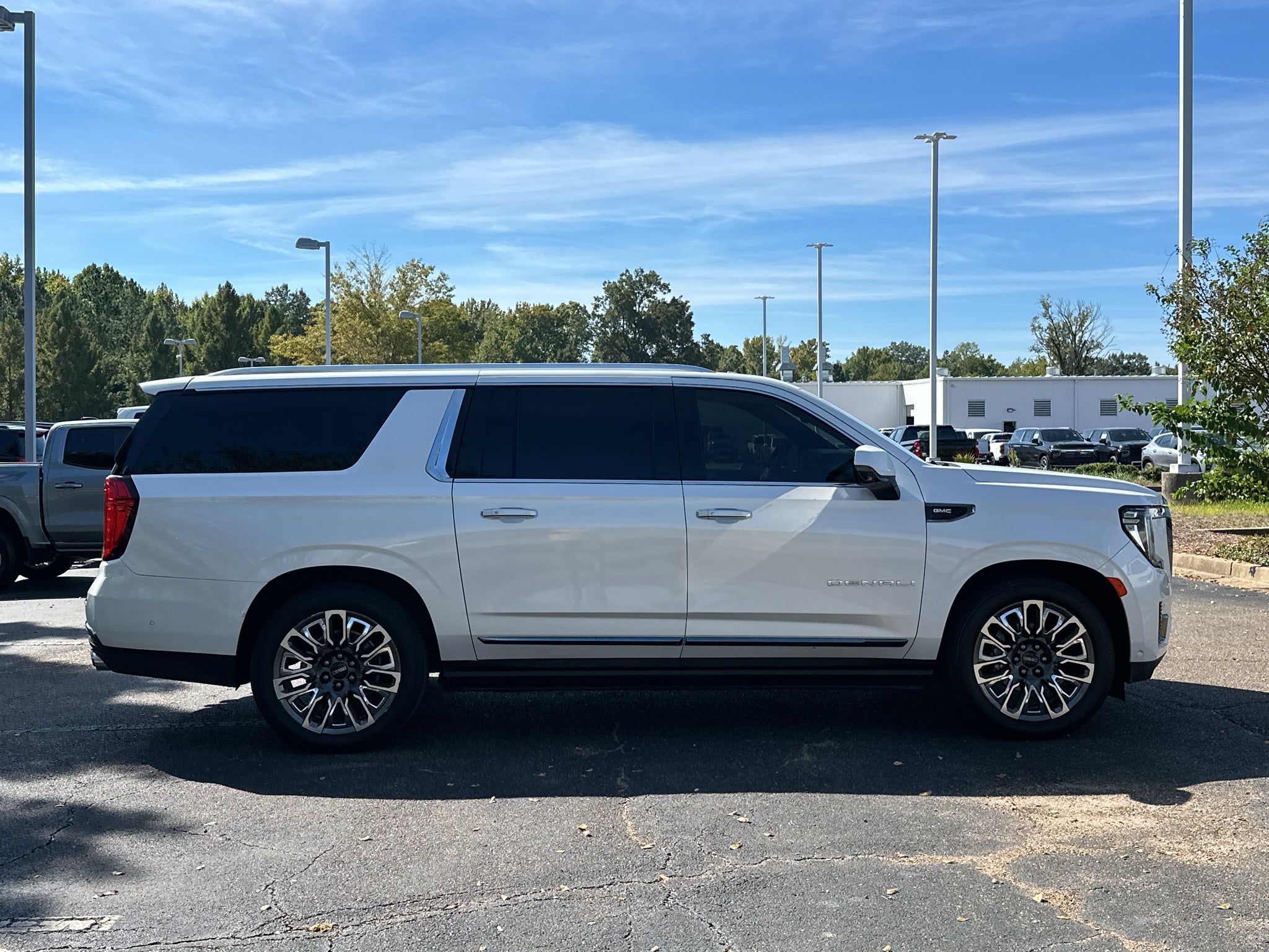 2023 GMC Yukon XL Denali Ultimate