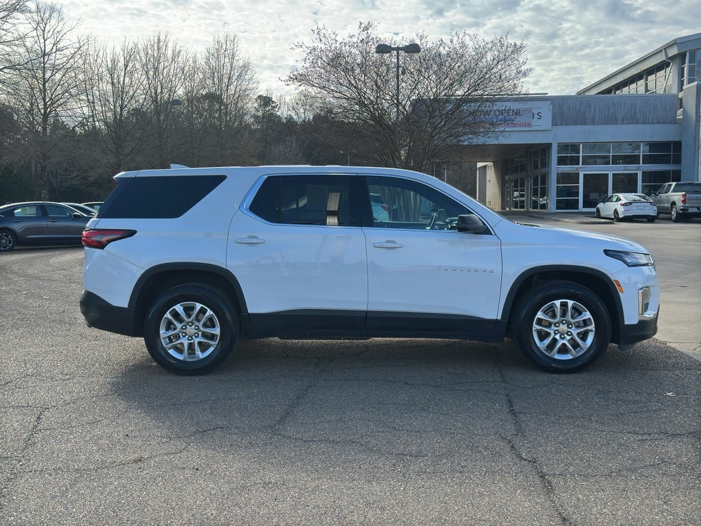2023 Chevrolet Traverse LS