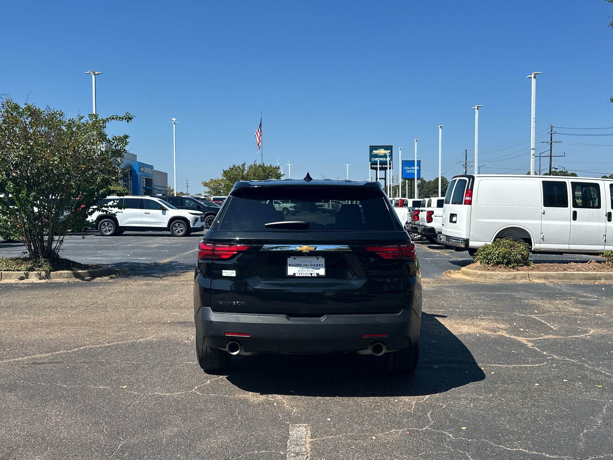 2023 Chevrolet Traverse LS