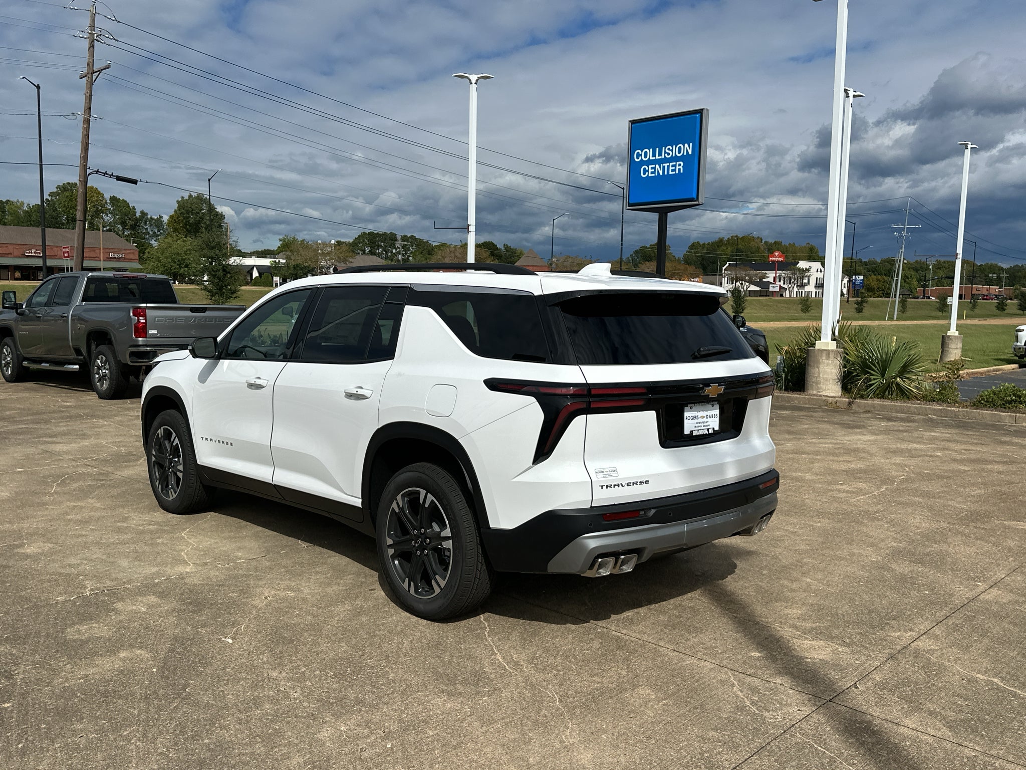 2027 Chevrolet Traverse LT