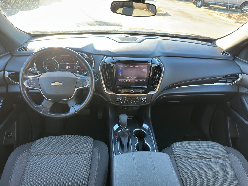 2022 Chevrolet Traverse LT Cloth