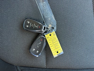 2022 Chevrolet Traverse LT Cloth